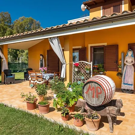 Masone Murgioni Apartamento Castiadas